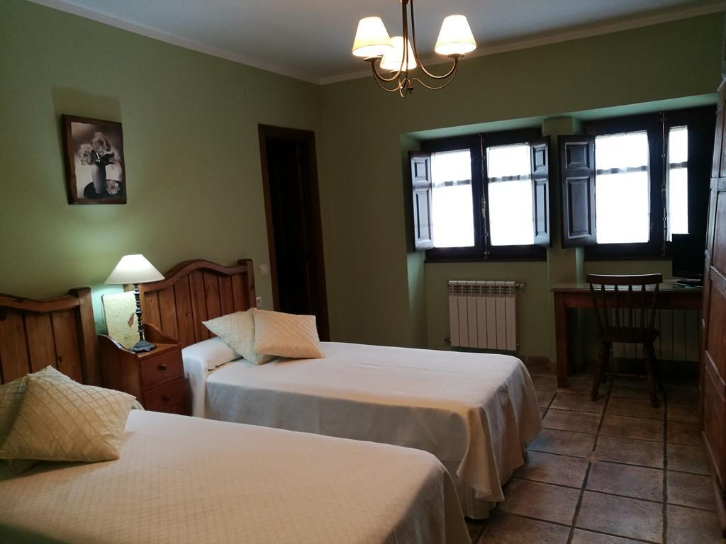 Hotel Mesa del Conde San Felices de los Gallegos Esterno foto