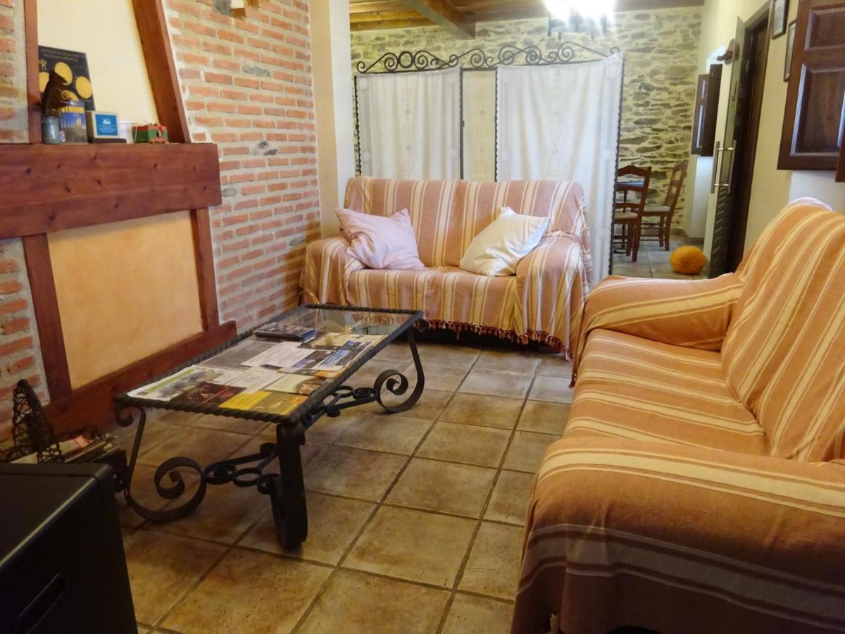 Hotel Mesa del Conde San Felices de los Gallegos Esterno foto